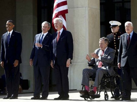 George HW Bush: जानिए 41वें राष्‍ट्रपति के निधन पर क्‍या कहा बाकी राष्‍ट्रपतियों ने