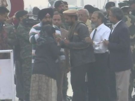 6 साल बाद पाकिस्‍तान जेल से रिहा हुए भारतीय नागरिक हामिद अंसारी वाघा बॉर्डर के रास्ते स्वदेश लौटे