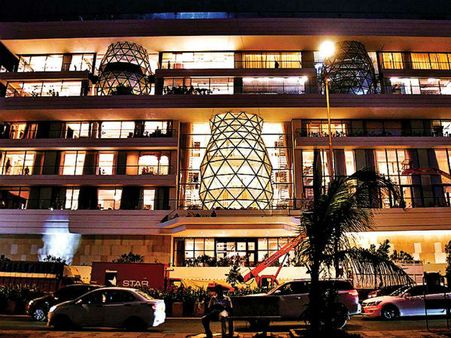 50 हजार Sq. Foot के इस शानदार घर 'गुलीटा' में रहेंगी ईशा अंबानी, जन्नत से नहीं है कम, तस्वीरें वायरल