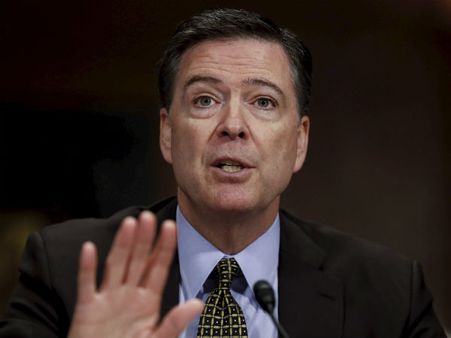 FBI के पूर्व चीफ जेम्‍स कोमे ने अमेरिकी मतदाताओं से कहा, साल 2020 में डेमोक्रेट को दीजिए इतने वोट कि ट्रंप हार जाएं