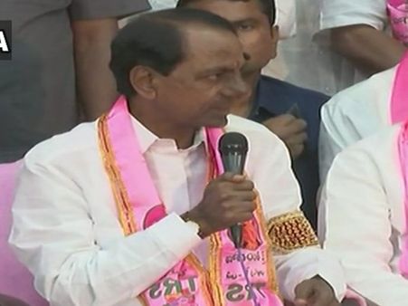 तेलंगाना में केसीआर की 'प्रजा कल्याण' स्कीम ने कांग्रेस-टीडीपी की 'प्रजा गठबंधन' को डुबो दिया