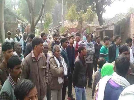 यूपी: तीन लोगों की रहस्यमयी मौत से इलाके में मचा हड़कंप, पोस्टमॉर्टम रिपोर्ट में भी नहीं हुआ खुलासा