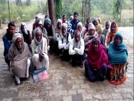 खुली पोल, दबंगों ने दबा ली 900 बीघा जमीन, किसानों की शिकायत के बाद भी सोता रहा प्रशासन