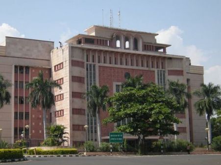 Madhya Pradesh : कमलनाथ सरकार में अब अफसरों के तबादलों को लेकर आई यह बड़ी खबर