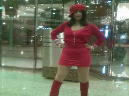 कुंभ: अब मिनी स्कर्ट में नहीं दिखेंगी राधे मां, पायलट बाबा का भी बदलेगा रंगरूप