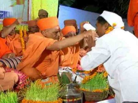 गुजरात: 200 से अधिक ईसाई परिवारों ने अपनाया हिंदू धर्म, पहले भी इनका हो चुका है धर्मांतरण