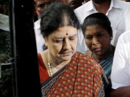 शशिकला को जेल में मिलती थी VIP सुविधाएं, खाना पकाने के लिए अलग रसोइया, 5 कमरे- RTI