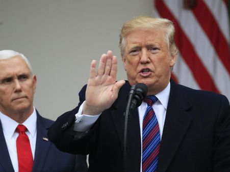 वेनेजुअला में तख्ता पलट की कोशिश तेज, विपक्षी नेता ने खुद को बताया राष्ट्रपति, ट्रंप ने किया समर्थन