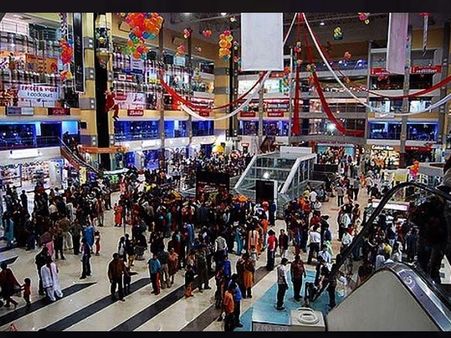 वाइब्रेंट गुजरात समिट: अहमदाबाद में पहली बार 24 घंटे खुले रहेंगे मॉल-दुकानें