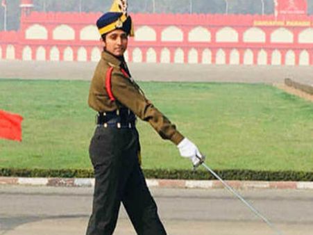 Army Day: 15 जनवरी को परेड का नेतृत्‍व करने वाली पहली लेडी ऑफिसर लेफ्टिनेंट भावना कस्‍तूरी