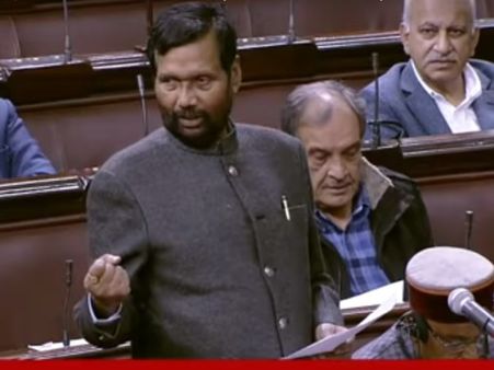 रामविलास पासवान ने मायावती को नहीं कहा 'बहन जी', तो सदन में मांगनी पड़ी माफी