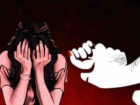 हेडमास्टर पर लगा छात्राओं से दुर्व्यवहार का आरोप, POCSO एक्ट के तहत केस दर्ज