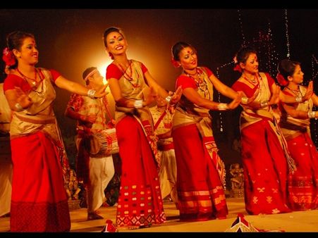 साबरमती के तट पर बसंतोत्सव, सभी राज्यों के कलाकार दिखाएंगे 10 दिन तक अपने-अपने गुर