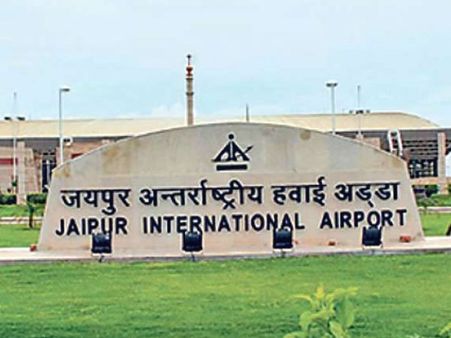 देश के 6 एयरपोर्ट निजी हाथों में जाएंगे, अडानी ग्रुप ने लगाई सबसे बड़ी बोली