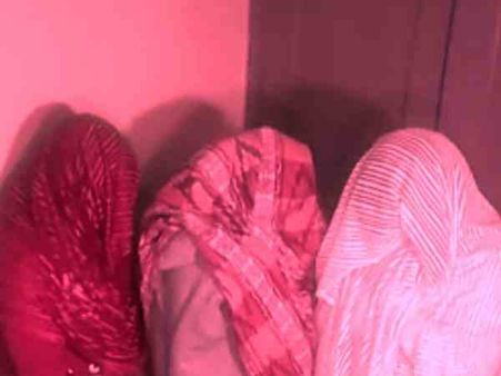 स्पा में चलता था हाईप्रोफाइल सेक्स रैकेट, पुलिस को मिली 3 लड़कियां