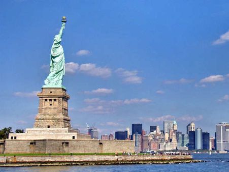 अमेरिका में ग्रीन कार्ड से जुड़े नए बिल सदन में पेश, अगर बन गया कानून तो भारतीयों को होगा सबसे ज्‍यादा फायदा