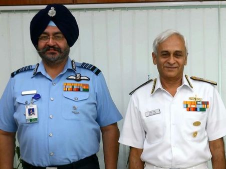 अब वायुसेना और नौसेना प्रमुखों को मिलेगी जेड प्लस सुरक्षा, ये है बड़ी वजह