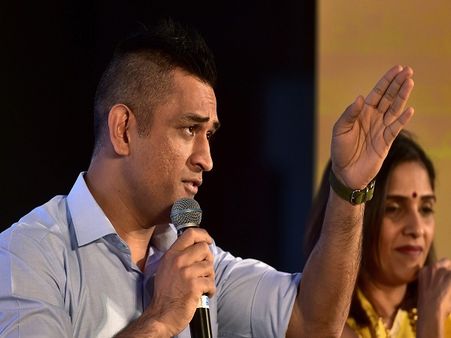 आम्रपाली ने फंसाए धोनी के 40 करोड़, वसूली के लिए सुप्रीम कोर्ट पहुंचे माही