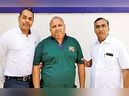 गुजरात: 7 बैंकों से कर्ज लेकर नैरोबी में करने लगा जलसा, 17 साल बाद मुंबई में बहन के घर हत्थे चढ़ा