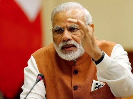 देशभर के चौकीदारों से बातचीत में पीएम मोदी बोले- नामदारों की फितरत है कामदारों का अपमान करना