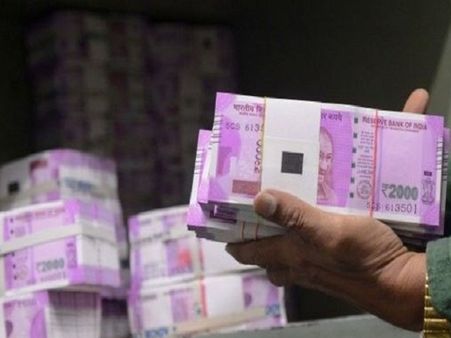 चुनाव में कोई काला धन न लगा पाए इसलिए गुजरात में आयकर विभाग ने बनाईं 400 लोगों की टीमें