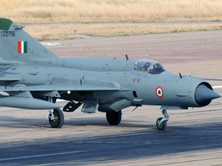 राजस्‍थान के बीकानेर में क्रैश हुआ मिग-21, पायलट सुरक्षित