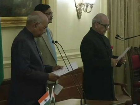 जस्टिस पिनाकी चंद्र घोष बने भारत के पहले लोकपाल, राष्ट्रपति ने दिलाई शपथ