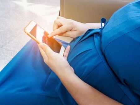 शादी से पहले प्रेग्नेंट हुई तो youtube देखकर खुद ही कर रही थी डिलीवरी, दोनों की मौत