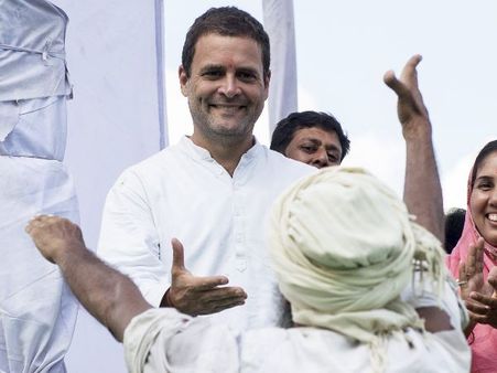 क्या न्यूनतम आमदनी की गारंटी से लोग निकम्मे हो जाएंगे?