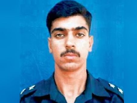 अभिनंदन की वापसी की खुशी के बीच छलका शहीद सौरभ कालिया के पिता का दर्द