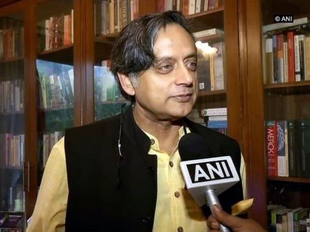 सुनंदा पुष्कर मौत मामले में आरोपी शशि थरूर को कोर्ट ने दी अमेरिका जाने की इजाजत