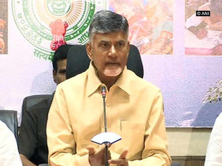 EVM खराब होने पर भड़के नायडू ने EC को लिखी चिट्ठी, की पुनर्मतदान की मांग