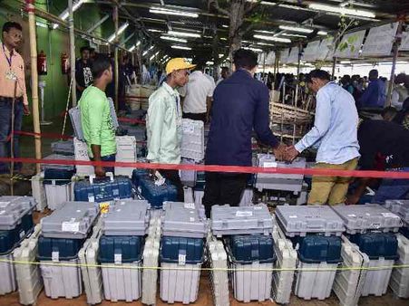 लोकसभा चुनाव 2019: क्या नए सिरे से बढ़ने लगा है बूथ कब्जे का खतरा?