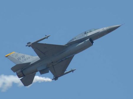 पाकिस्‍तान ने पहली बार मानी कश्‍मीर में F-16 के प्रयोग की बात, 27 फरवरी की घटना को बताया इतिहास