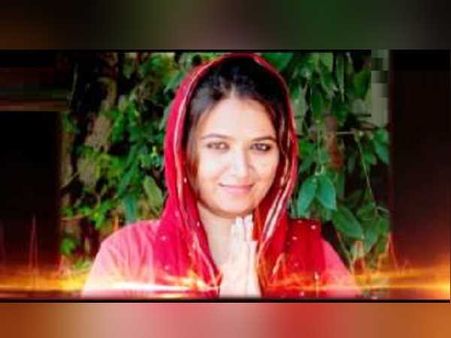 गुजरात में इस बार चुनाव लड़ रहीं हैं 27 महिलाएं, भाजपा ने 6 तो कांग्रेस ने 1 को ही दिया टिकट