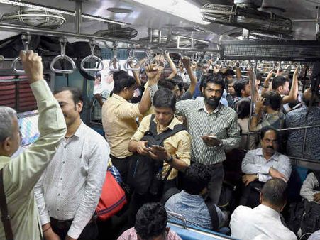 चीन से दोगुनी रफ्तार में हुआ है भारत की जनसंख्‍या में इजाफा