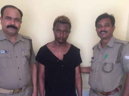 नाइजीरिया के छात्र के साथ मारपीट और उगाही के आरोप में नाइजीरियाई गिरफ्तार