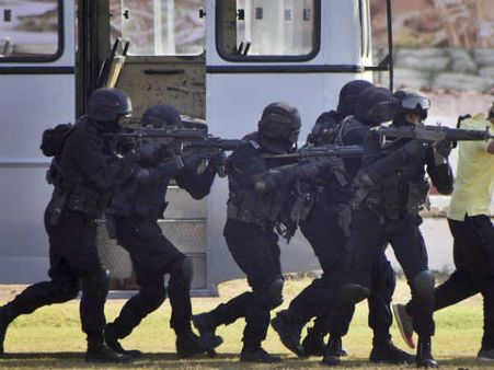 श्रीलंका ने भारत से मांगी एनएसजी फोर्स , चेन्‍नई में 100 कमांडो स्‍टैंड बाई पर!