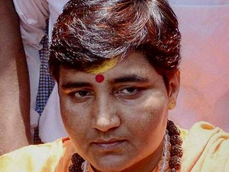 साध्वी प्रज्ञा सिंह ठाकुर के चेहरे पर कालिख पोतने वाले को मिलेगा 5 लाख का इनाम, भीम आर्मी ने की घोषणा