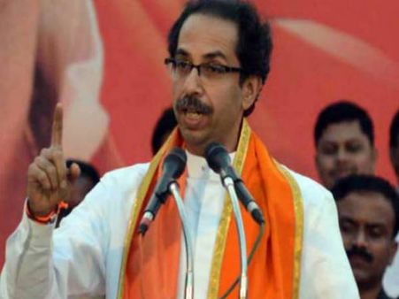 बीजेपी के घोषणा पत्र को सहयोगी शिवसेना ने दिए 100 में से 200 नंबर