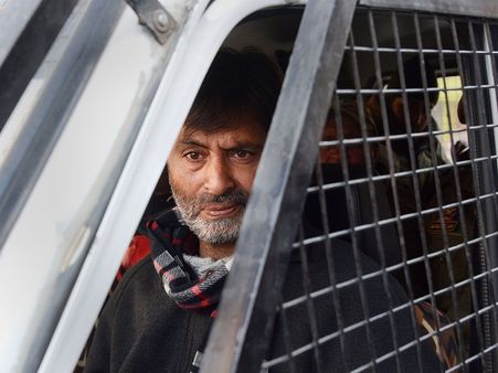टेरर फंडिंग केस: 22 अप्रैल तक NIA की रिमांड पर भेजा गया JKLF प्रमुख यासीन मलिक