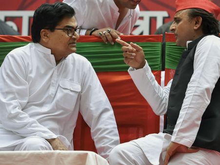 Lok Sabha Elections Results 2019: सपा के अंदर मचा तूफान, चाचा रामगोपाल ने हार का ठीकरा अखिलेश के सिर फोड़ा
