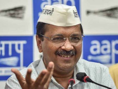 अरविंद केजरीवाल को बार-बार थप्पड़ क्यों मारे जाते हैं?