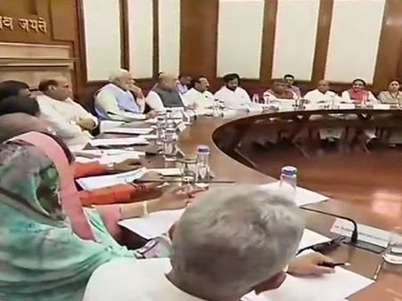 केंद्रीय मंत्रिमंडल की पहली बैठक, 'प्रधानमंत्री स्कॉलरशिप स्कीम' के तहत छात्रवृत्ति बढ़ाने का फैसला