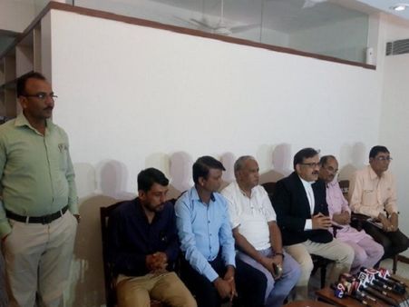 भारी विरोध के बाद झुकी PepsiCo ने गुजरात में मुकदमा वापस लिया, अब किसान ठोकेंगे उस पर दावा