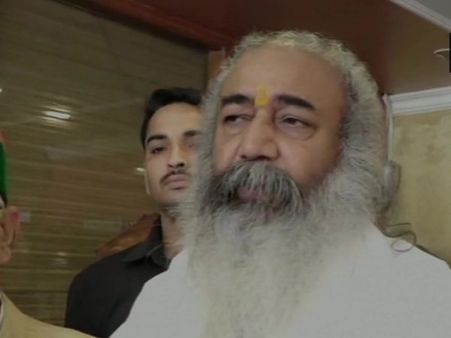 शत्रुघ्न सिन्हा पर कांग्रेस प्रत्याशी ने बोला हमला, कहा-उन्होंने 'पार्टी धर्म' का पालन नहीं किया