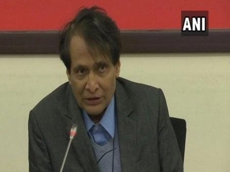 Cyclone Fani: भुवनेश्वर एयरपोर्ट पर गोएयर की सारी फ्लाइट कैंसिल, सुरेश प्रभु ने सभी एयरलाइंस से की ये अपील