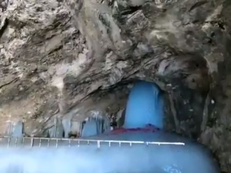 अमरनाथ यात्रा: शिवभक्तों का इंतजार खत्म, सामने आई बाबा बर्फानी की पहली तस्वीर
