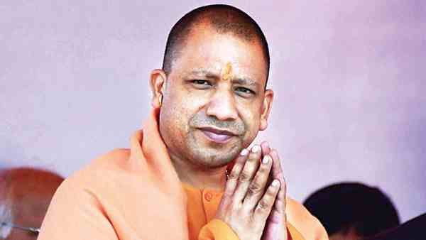 इंतजार हुआ खत्म, सीएम योगी लेखपालों का बांटेंगे लैपटॉप
