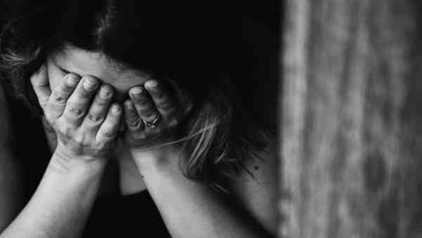 बेटी की तबियत बिगड़ने पर गैंगरेप का पता चला, नाबालिग ने दिया बच्चे को जन्म